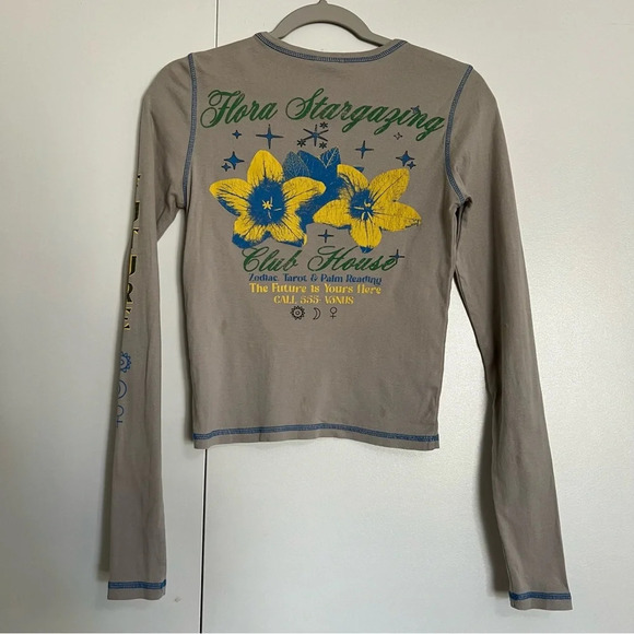 Urban Outfitters Floral Stargaze Clubhouse Long Sleeve Cropped Tee size small - Picture 12 of 12